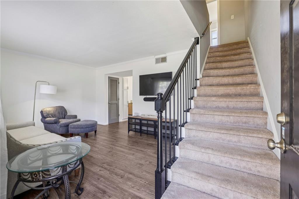 6940 Roswell Road A21