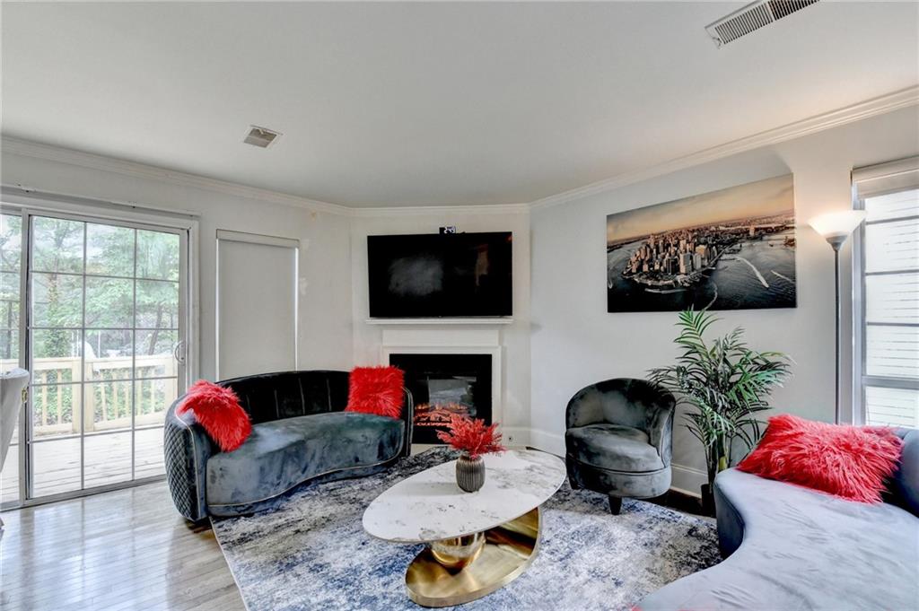 3400 Spring Harbour Drive