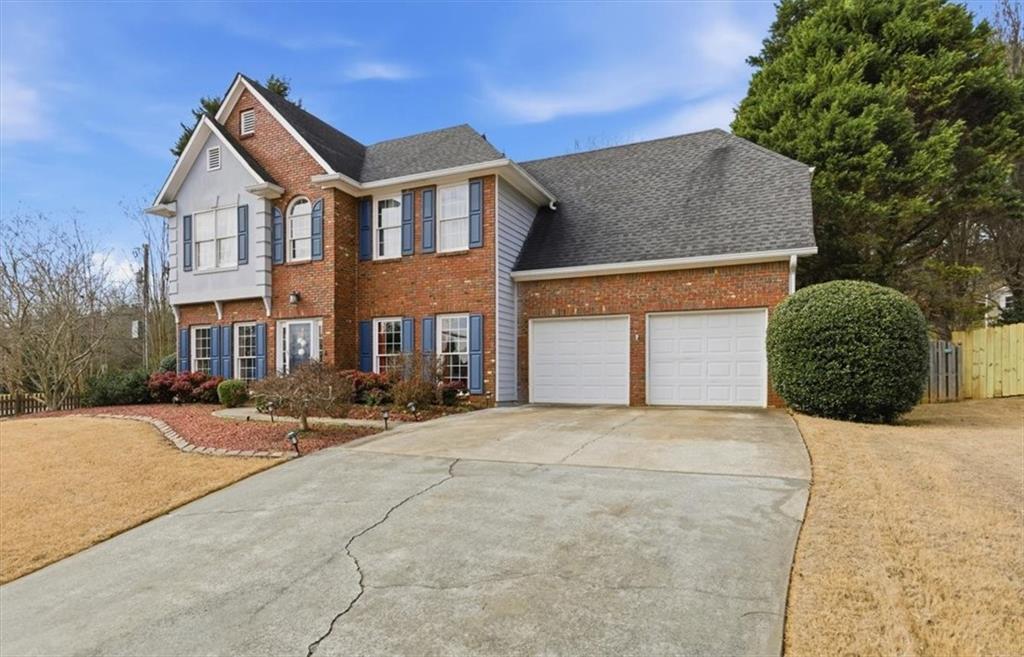 1050 Brookton Square