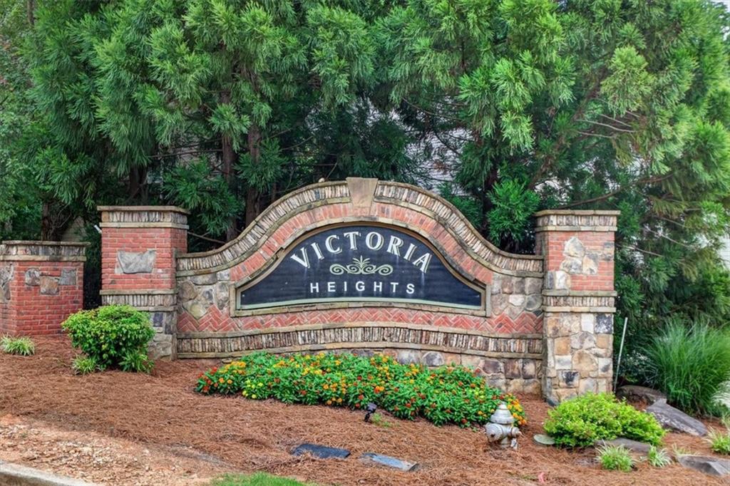 405 Victoria Heights Drive