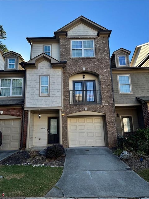 Townhouse For Rent - 2976 Ashlyn Crest Court<br/> Dekalb County, Doraville, GA 30340