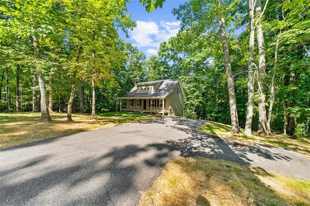 280 Sleepy Hollow Road