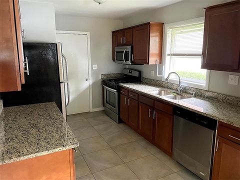 Photo of 260 Thornton Street SW, Atlanta, GA 30315 (MLS # 7716052)