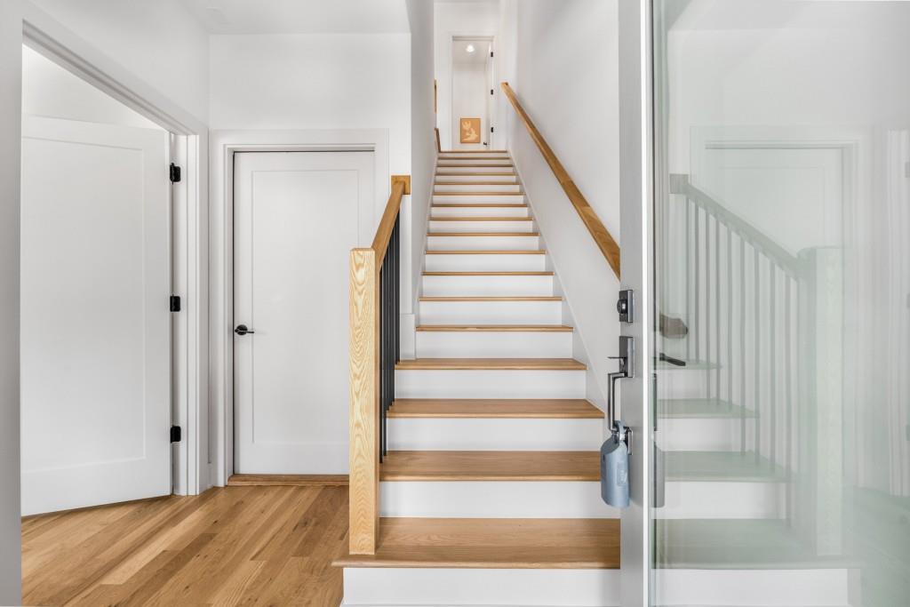 404 Linden Avenue NE 20