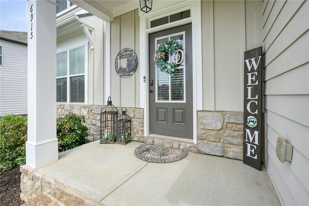 Photo of 6915 Rambling Vale, Cumming, GA 30028 (MLS # 7840183)