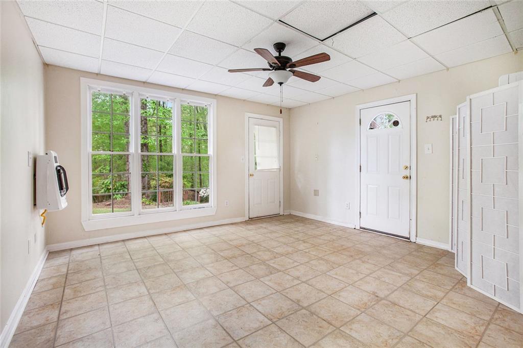 1235 Saint Ives Court, Suwanee, Georgia image 27