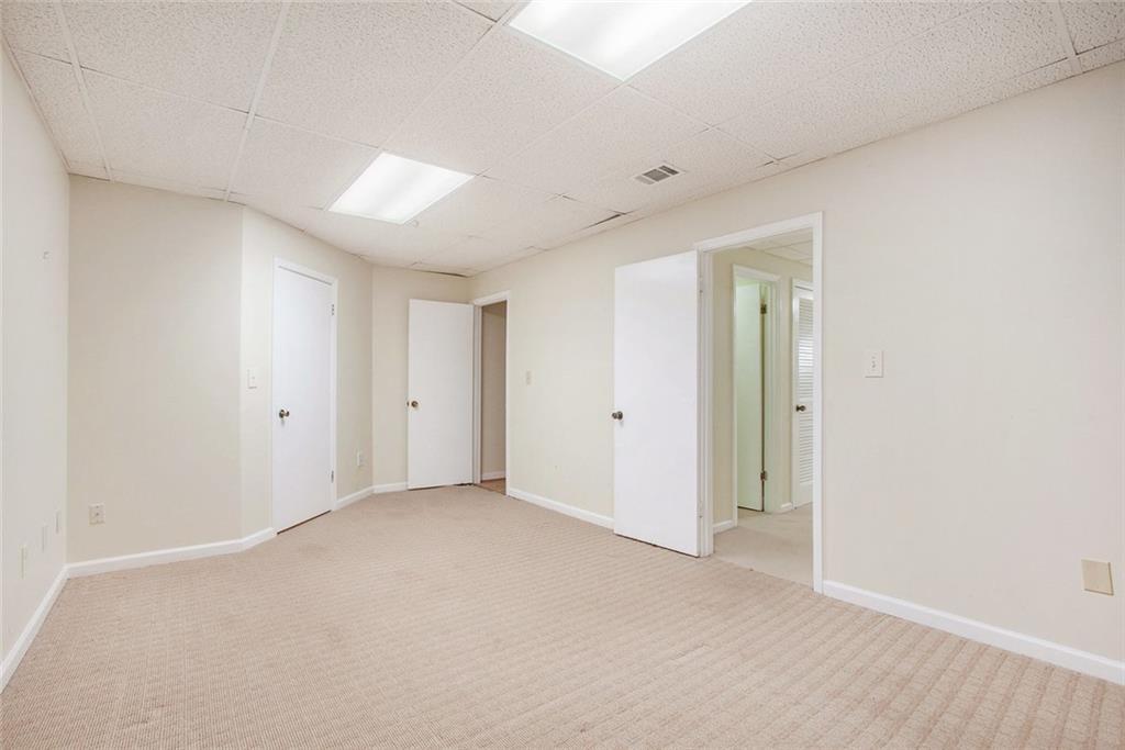 1235 Saint Ives Court, Suwanee, Georgia image 30