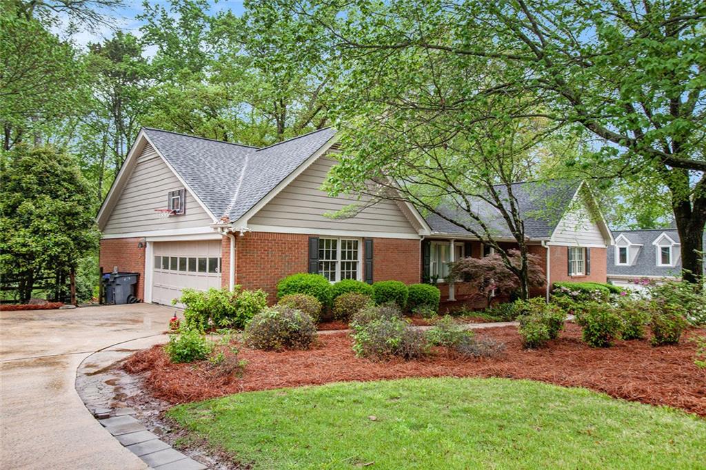 1235 Saint Ives Court, Suwanee, Georgia image 2
