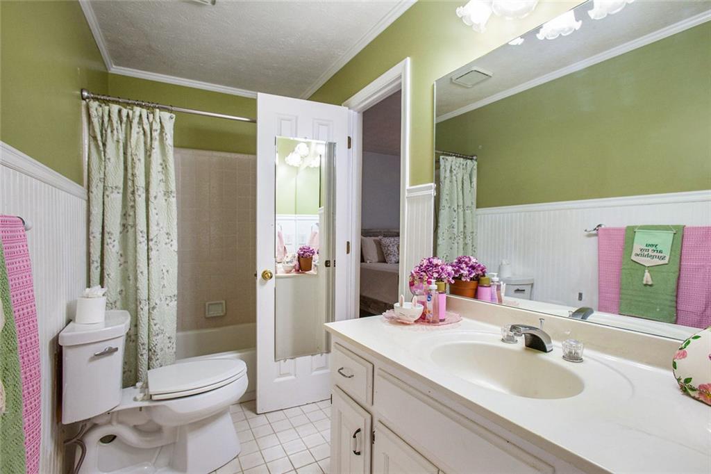 1235 Saint Ives Court, Suwanee, Georgia image 21