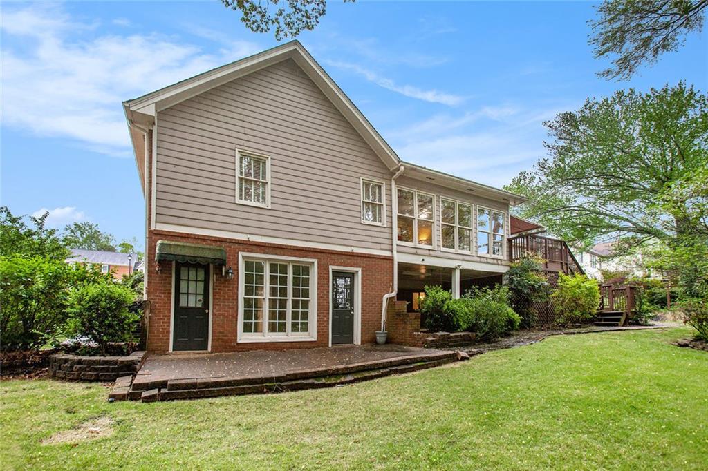 1235 Saint Ives Court, Suwanee, Georgia image 36