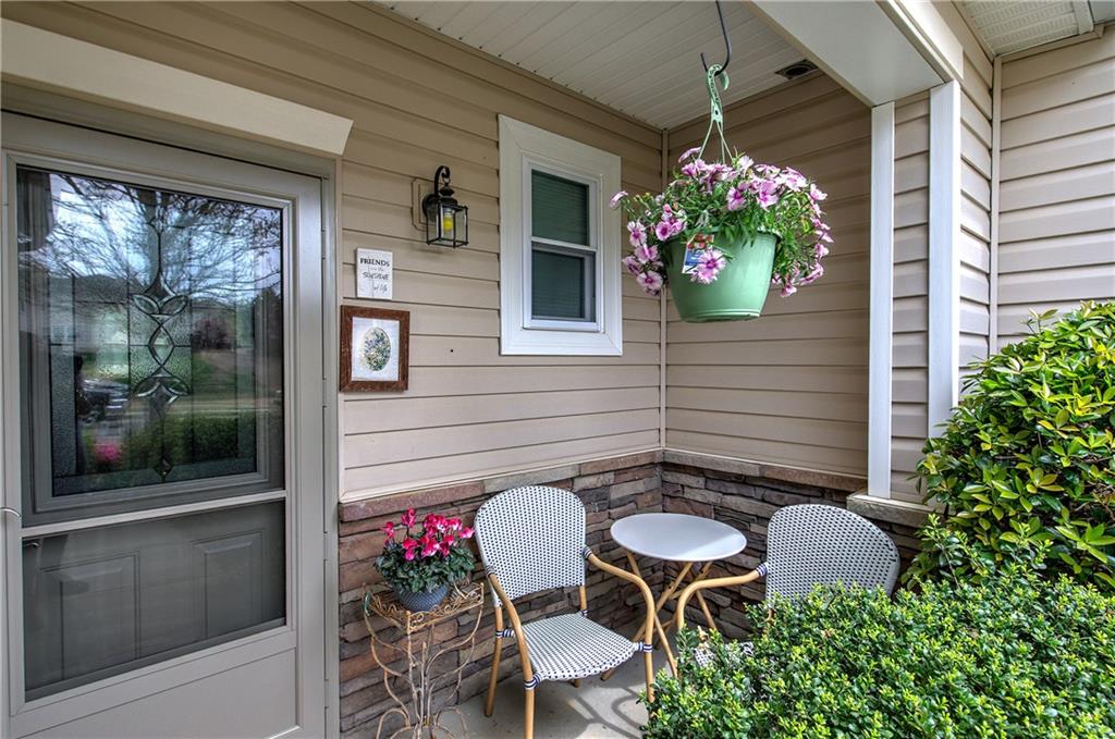 338 Oak Leaf Place