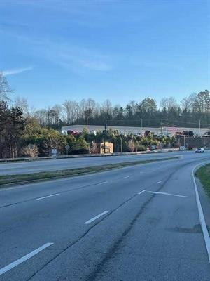 2202 Jesse Jewell Parkway NE