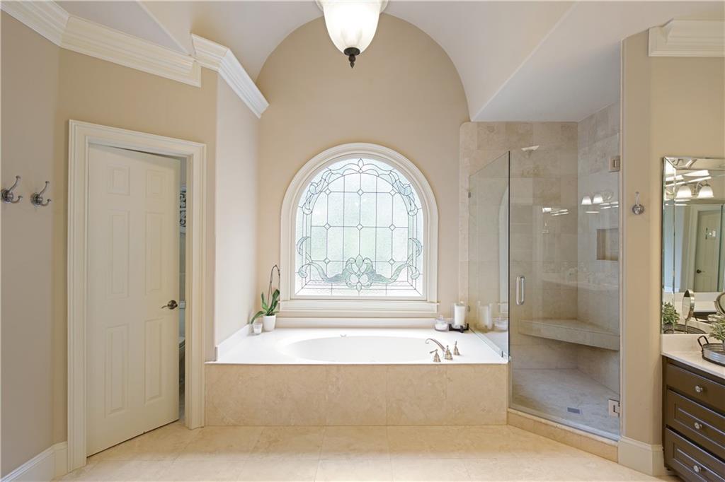 2049 Kinderton Manor Drive, Johns Creek, Georgia image 33