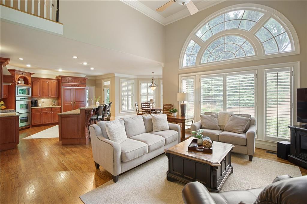 2049 Kinderton Manor Drive, Johns Creek, Georgia image 21