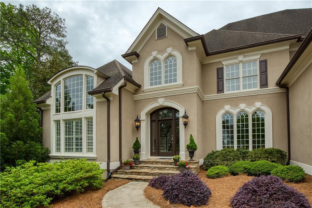 2049 Kinderton Manor Drive, Johns Creek, Georgia image 3