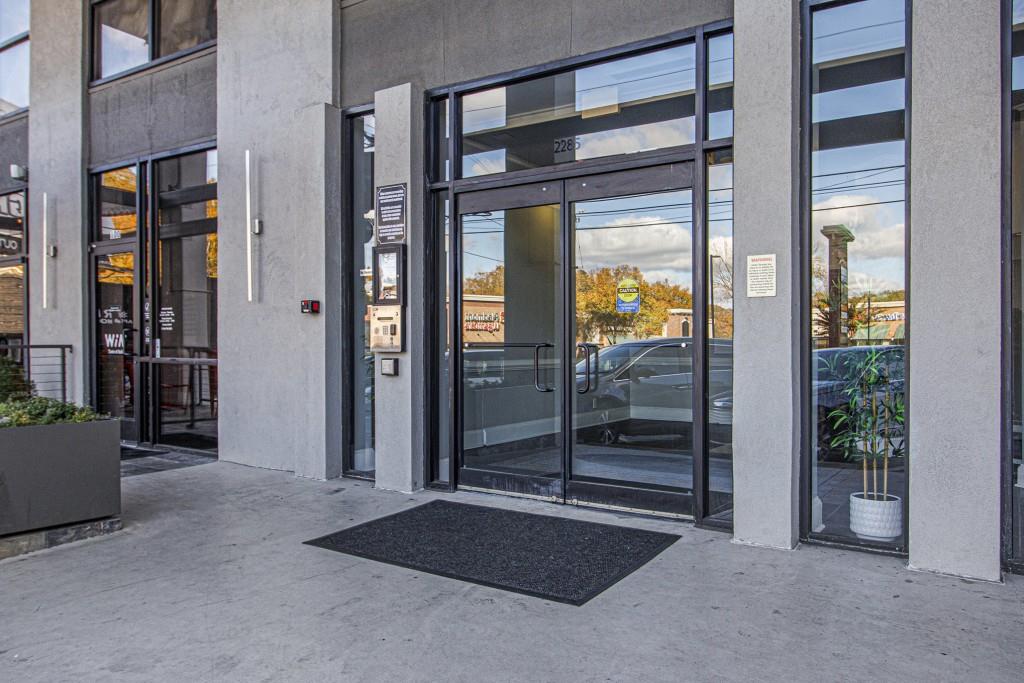 Peachtree Battle Condominium - Residential Lease