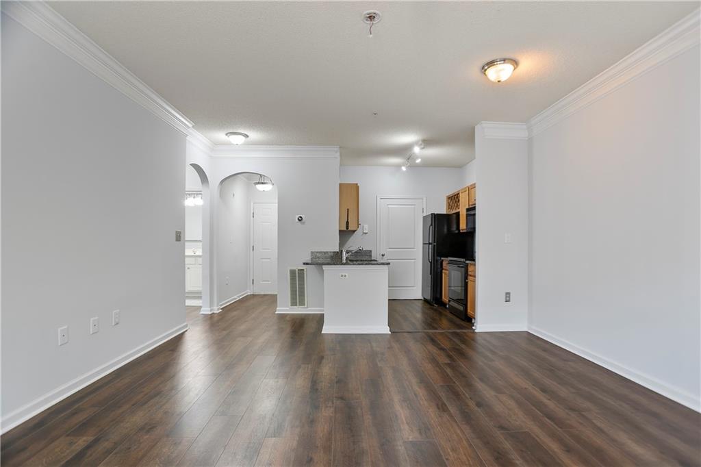 4333 Dunwoody Park 1211