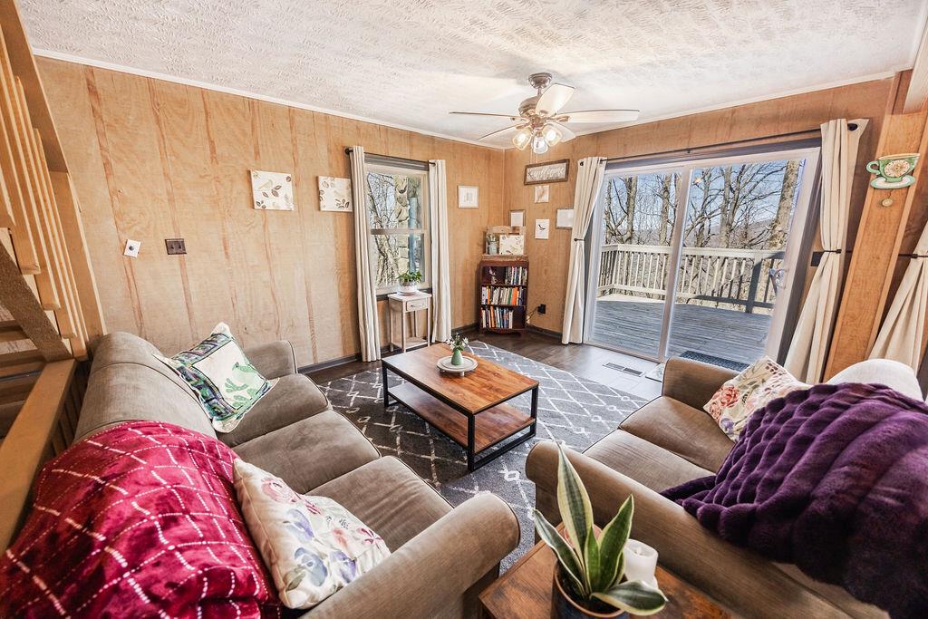 1006 Chestnut Cove Trail