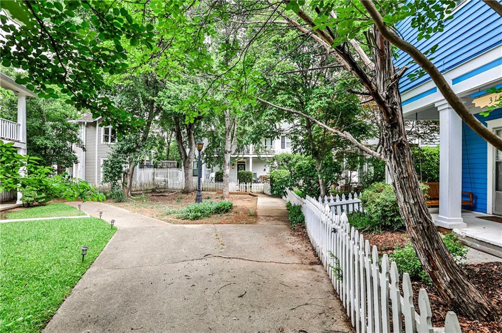 Grant Park - Residential