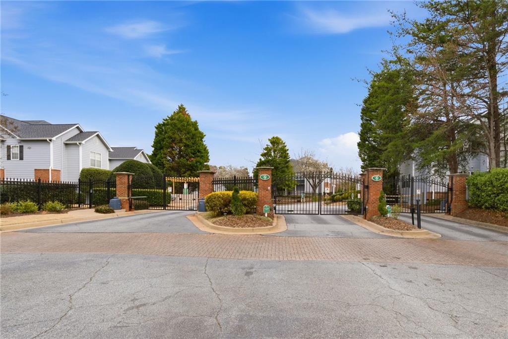 1006 Vinings Forest Lane SE BLDG #10