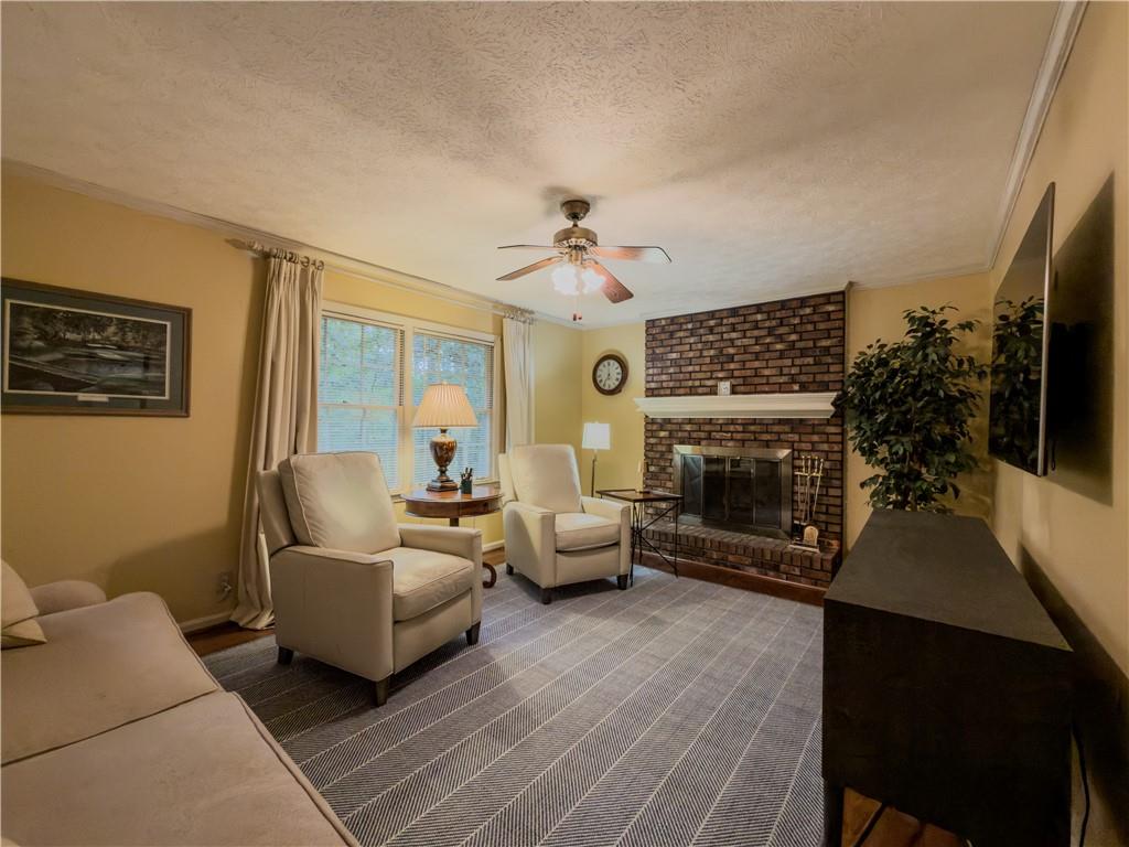 4377 Hardwood Circle SW