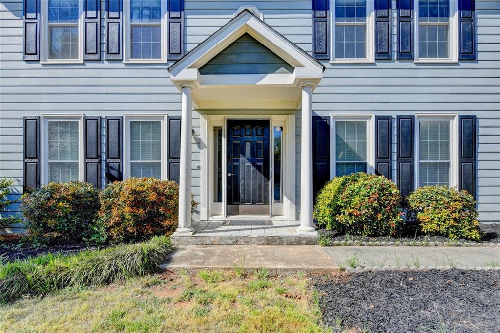 709 Flowers Crossing