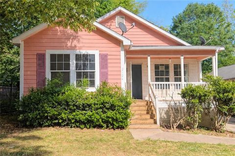 Homes For Sale - 2324 Nelms Drive<br/> Atlanta, GA 30315