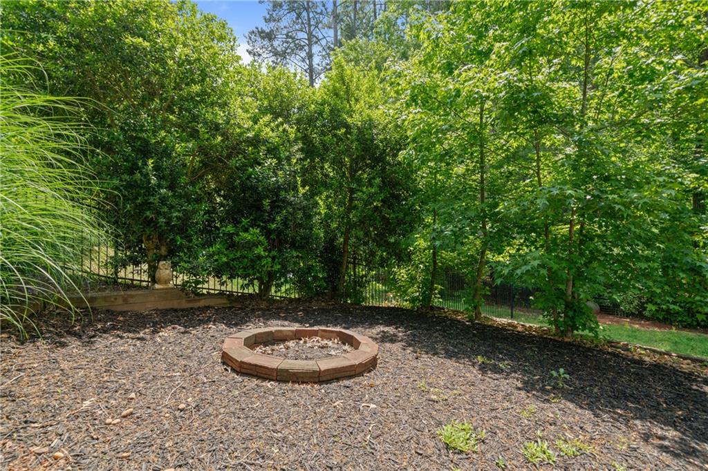1758 Rosehedge Way, Kennesaw, Georgia image 41