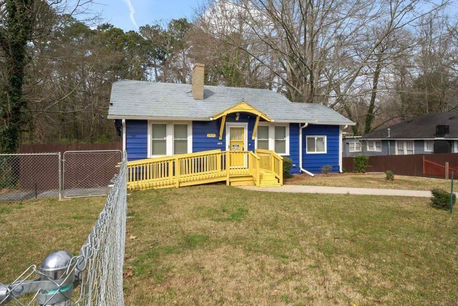 2431 Fairburn Road SW