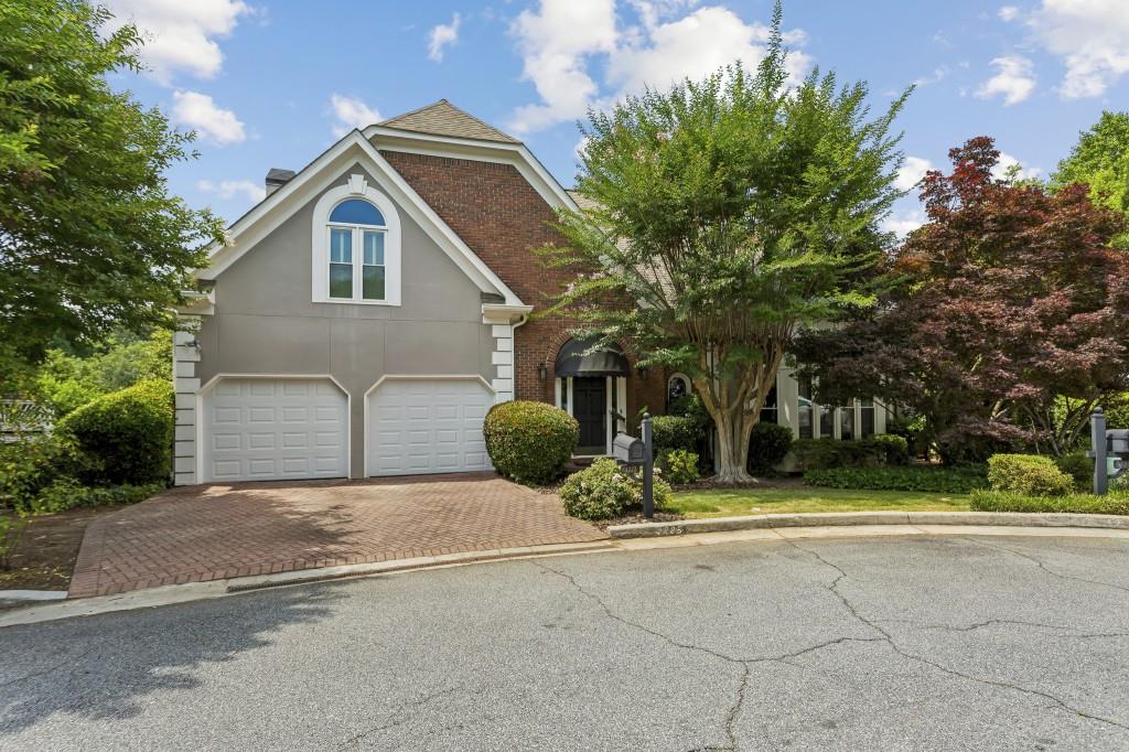 4223 Wieuca Overlook NE
