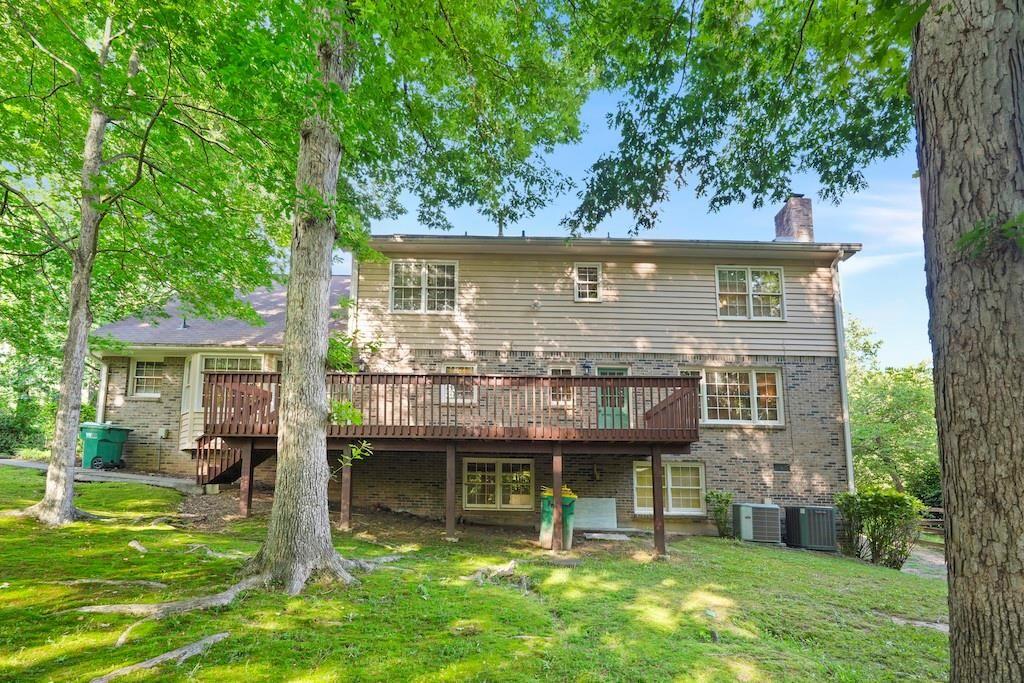 6287 Rosecommon Drive, Peachtree Corners, Georgia image 27