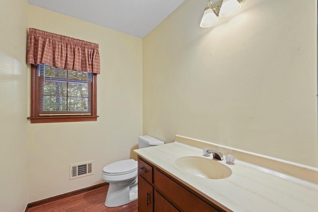 6287 Rosecommon Drive, Peachtree Corners, Georgia image 21