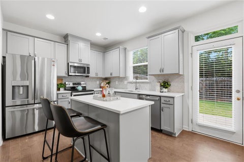 Townhouse For Rent - 5312 Brooklands Drive<br/> Lithonia, GA 30058