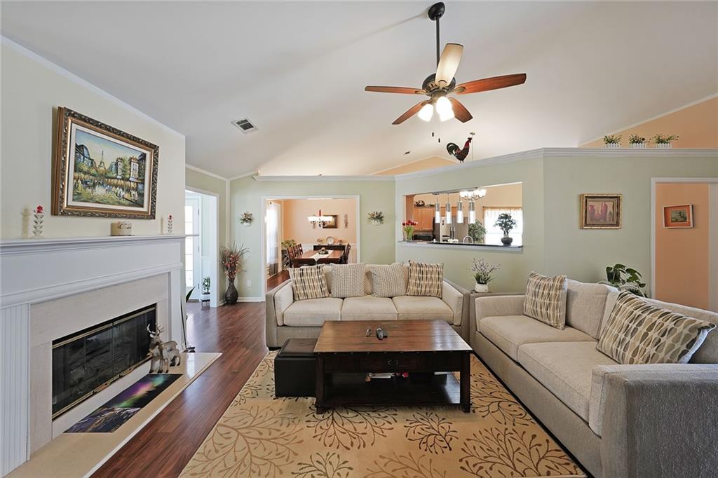 942 Fairmont Park Drive, Dacula, Georgia image 11