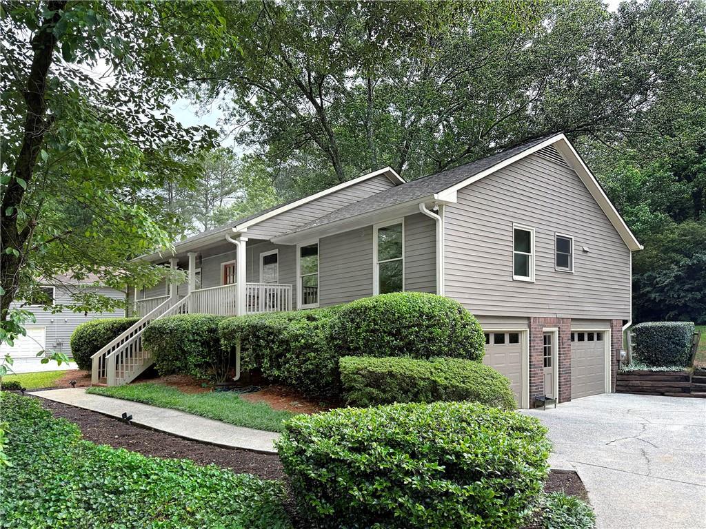 1883 Clinton Drive