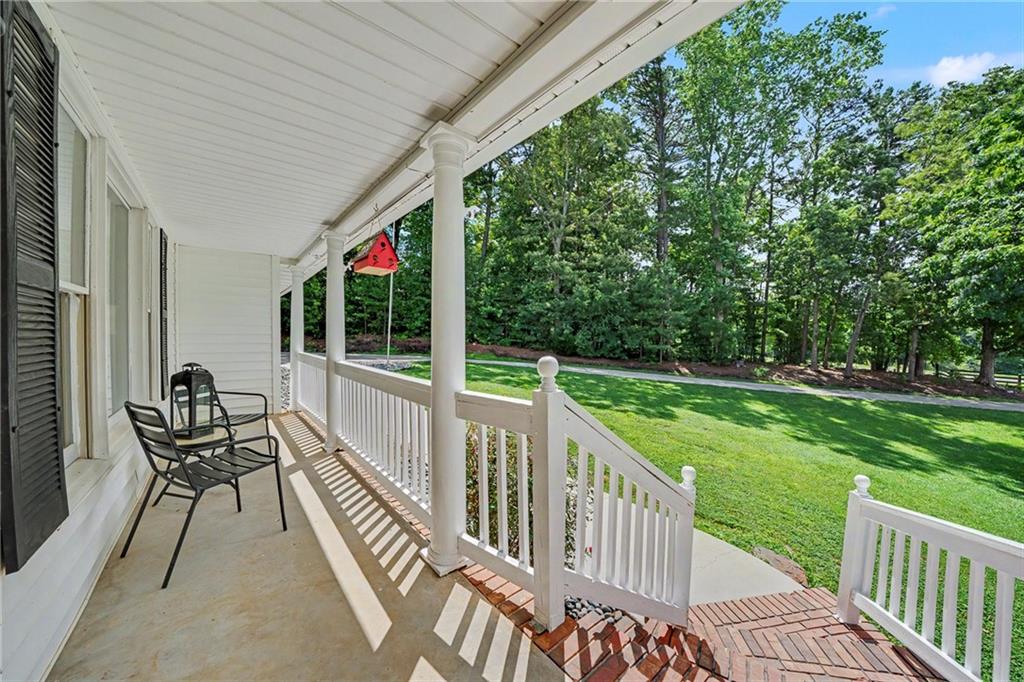 851 Lacy Road