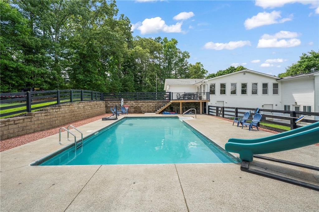 851 Lacy Road