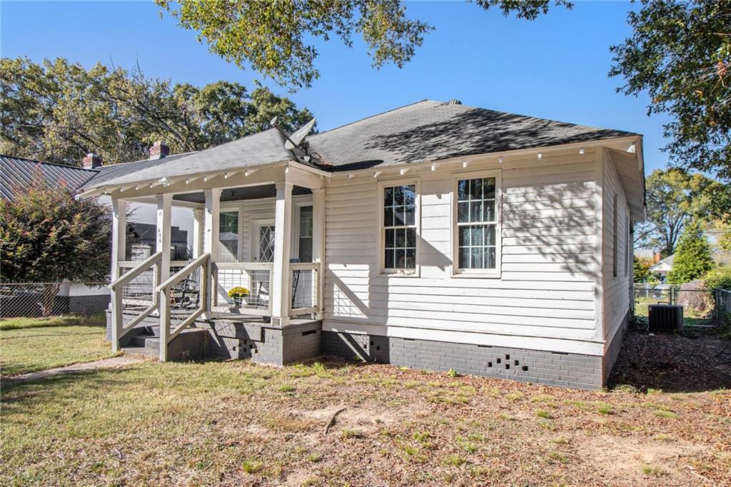 456 Clearwater Street
