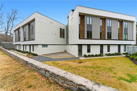 2424 Memorial Drive SE 7 Atlanta GA 30317