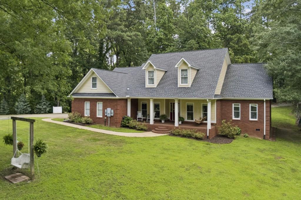 1137 Buchanan Highway