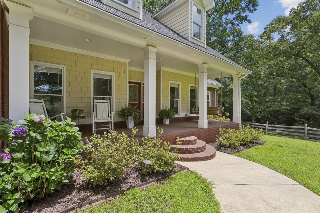 1137 Buchanan Highway