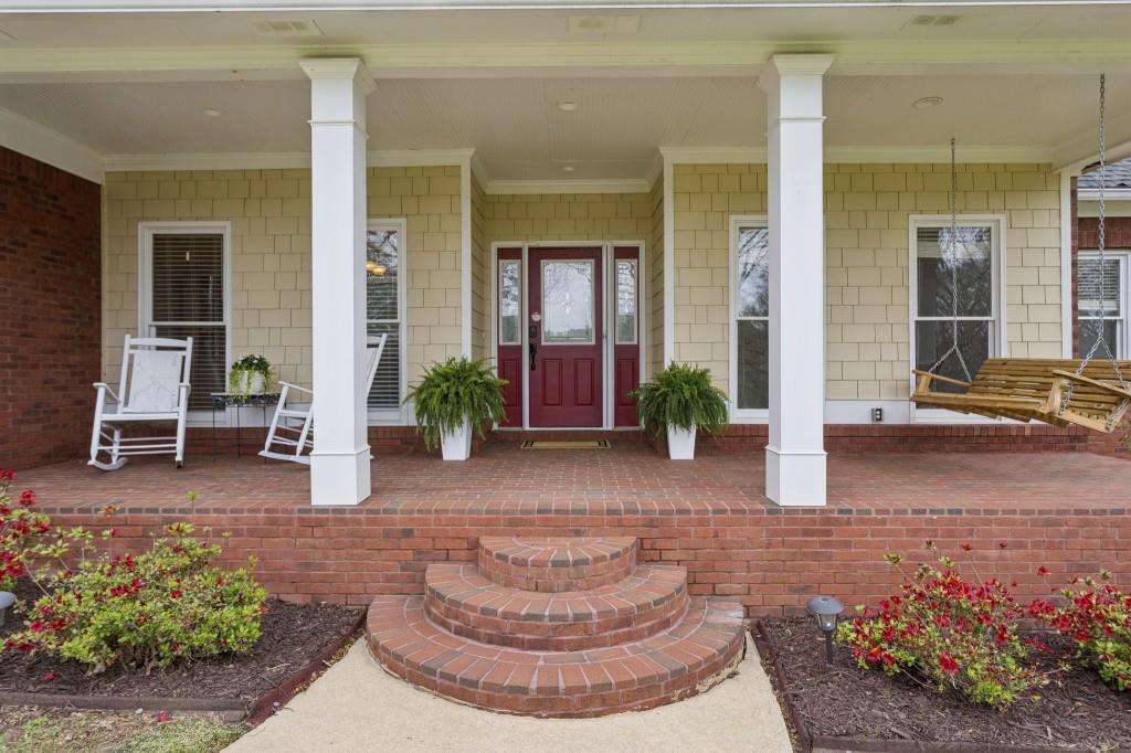 1137 Buchanan Highway