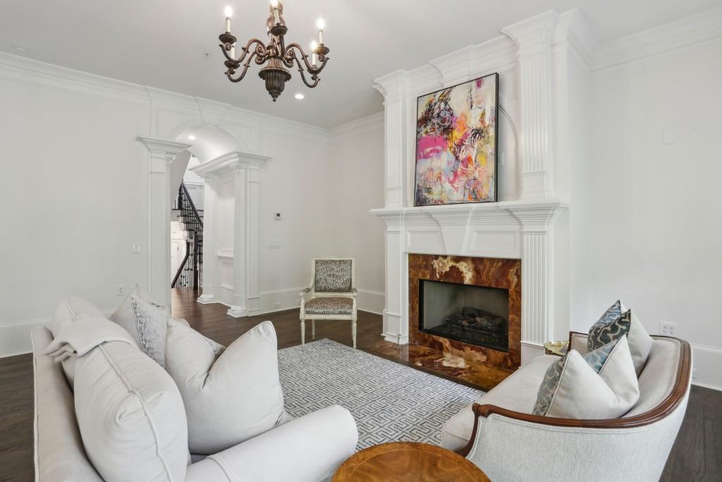 3707 Peachtree Road #8, Atlanta, Georgia image 6
