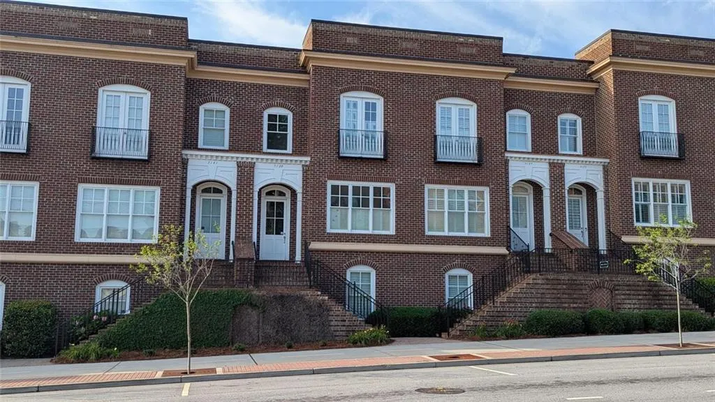 Chamblee, Georgia 30341, United States, 3 Bedrooms Bedrooms, ,4 BathroomsBathrooms,Residential,Active,152422