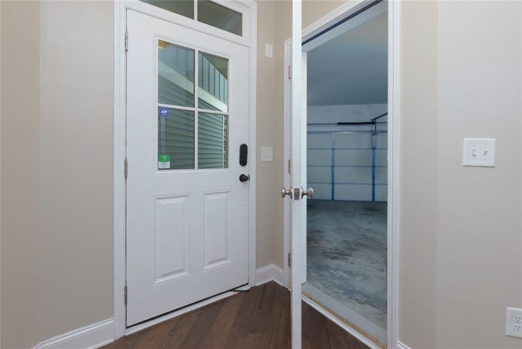 569 Mirrormont Drive