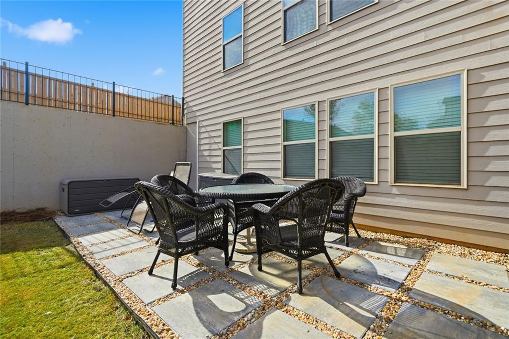 ESTATES AT RIVERSIDE - Residential