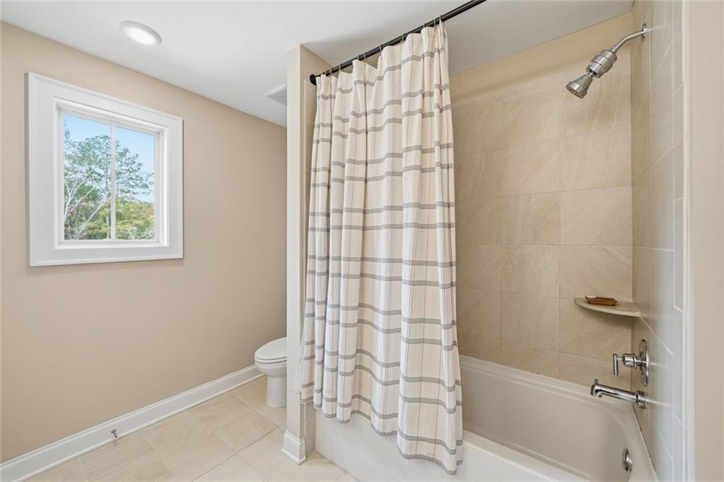 ESTATES AT RIVERSIDE - Residential