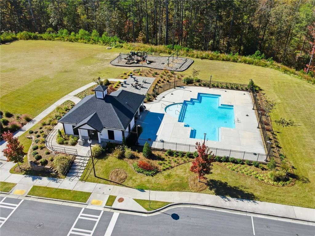 ESTATES AT RIVERSIDE - Residential