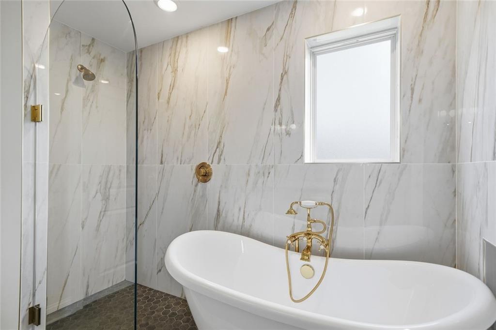 ESTATES AT RIVERSIDE - Residential