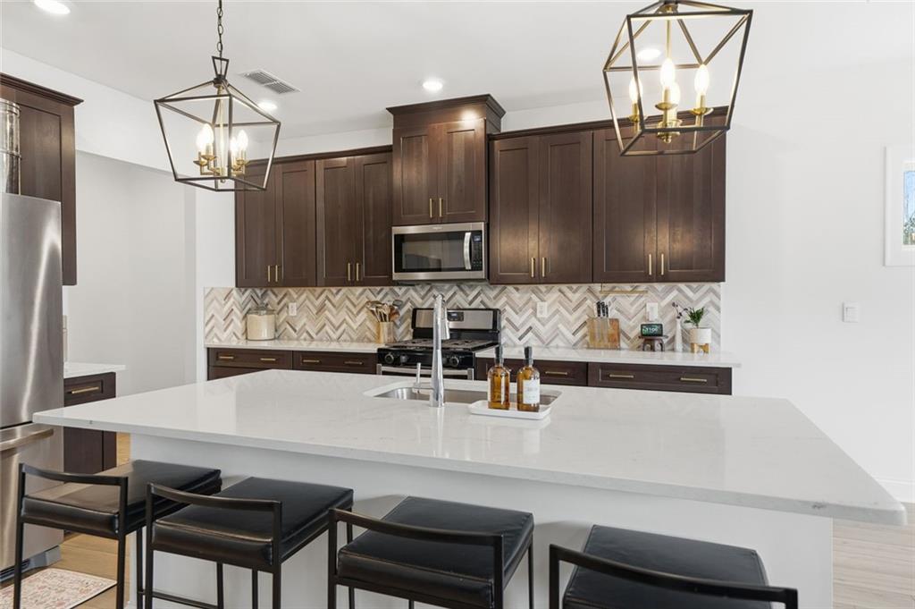 ESTATES AT RIVERSIDE - Residential